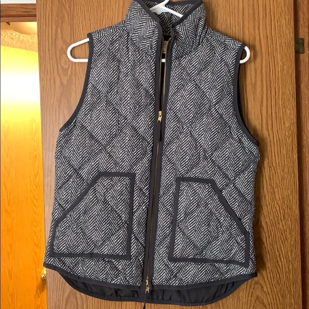 JCrew Factory Gray Herringbone Quilted Puffer Vest